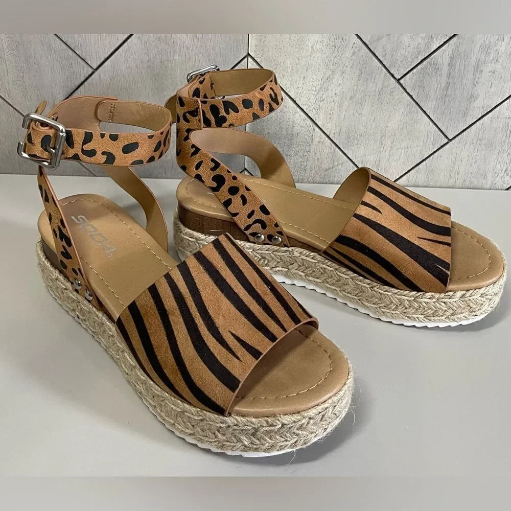 EUC Soda Animal Print sandals. - Picture 4 of 5